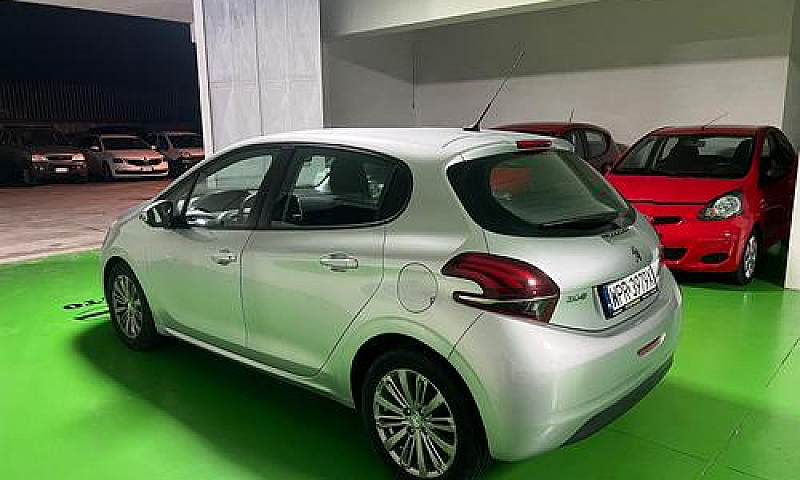 Peugeot 208 Bluehdi ...