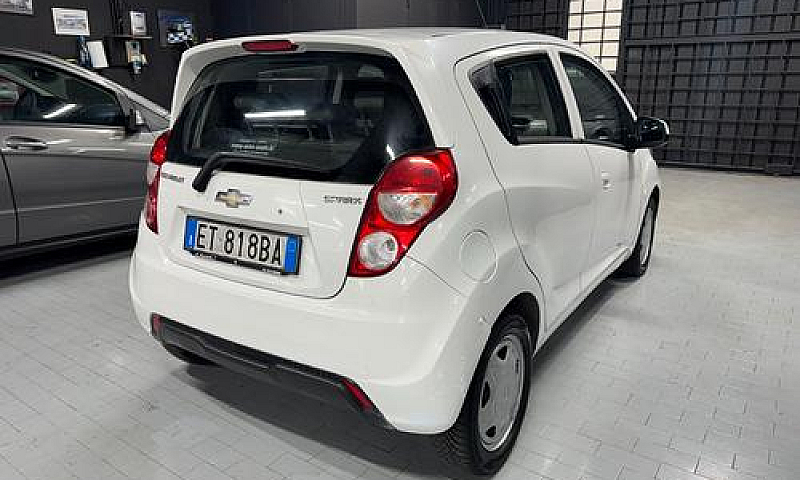 Chevrolet Spark 1.0 ...