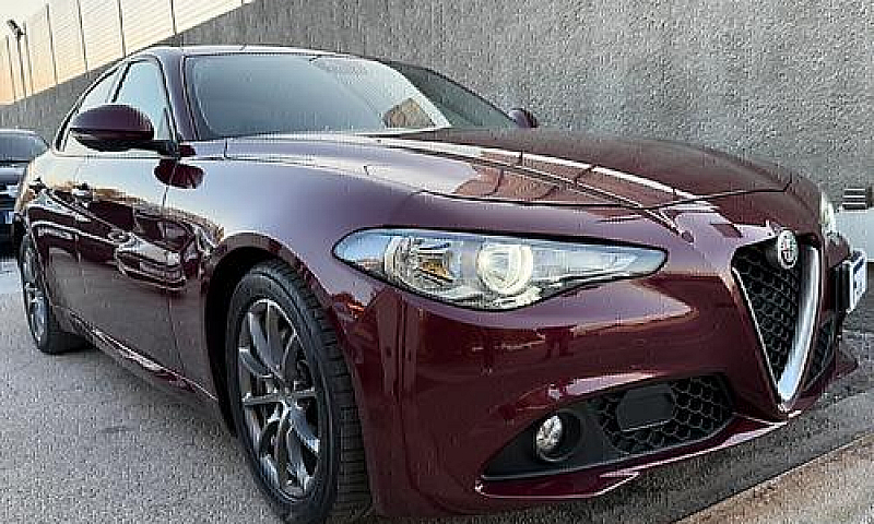 Alfa Romeo Giulia 2....