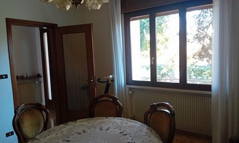 Appartamento Con Gia...