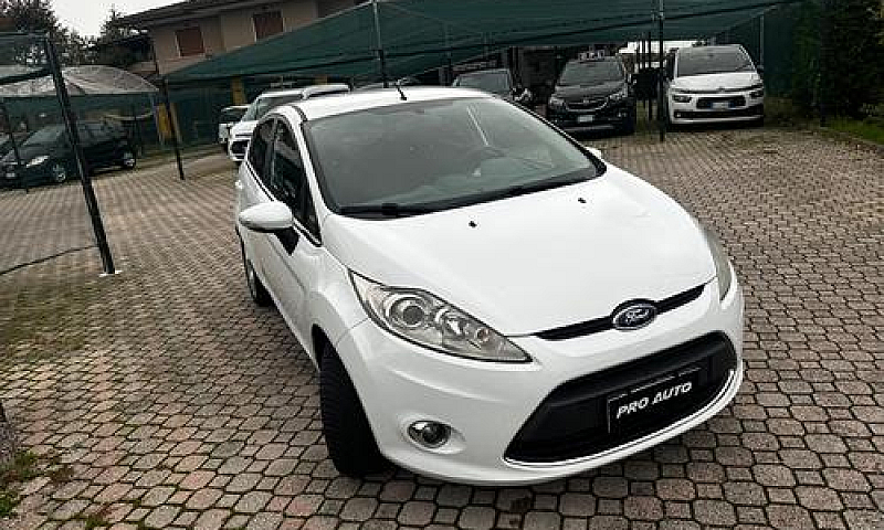 Ford Fiesta 1.4 Tdci...