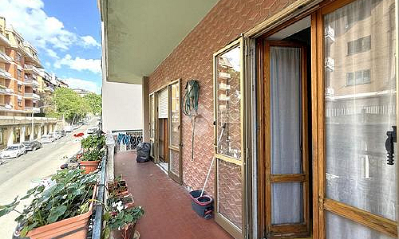 6 Locali A Viterbo...
