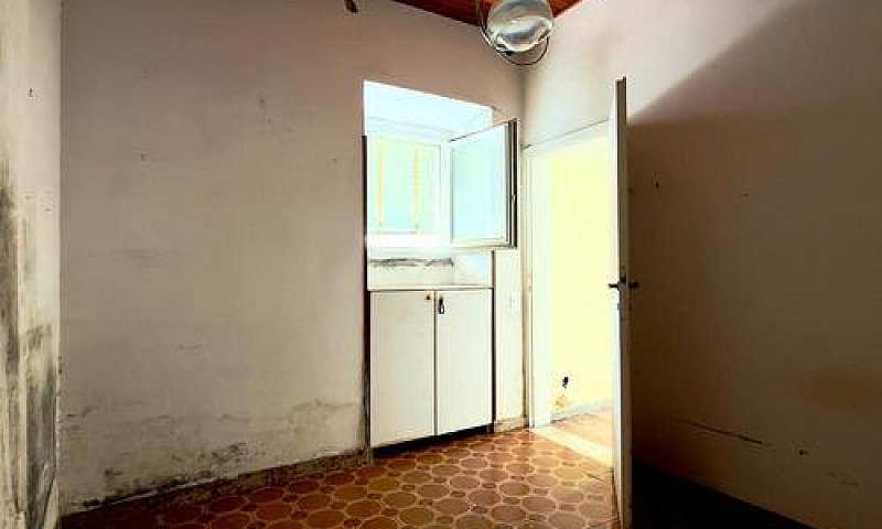 4 Locali A Campagnan...