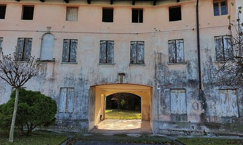 Casale A Sedegliano...