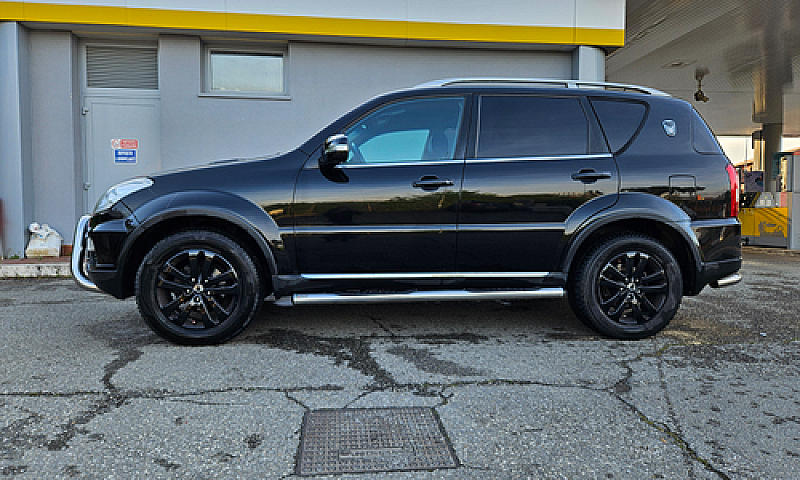 Rexton W 4X4 7 Posti...