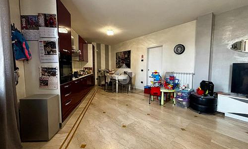 3 Locali A Ospitalet...