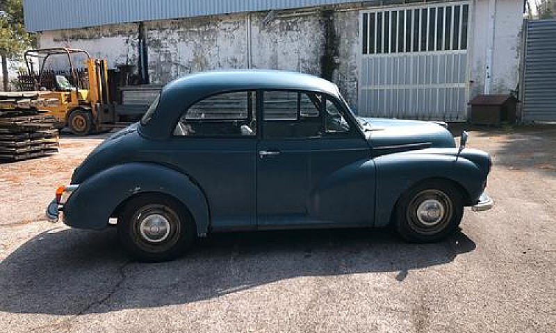 Morris Minor...