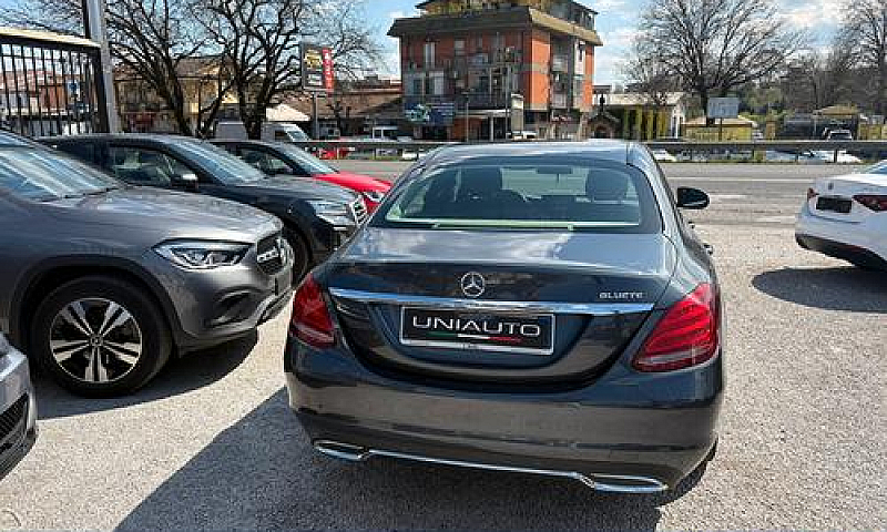 Mercedes-Benz C 220 ...