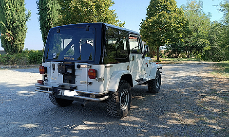 Jeep Wrangler Yj 2.5...