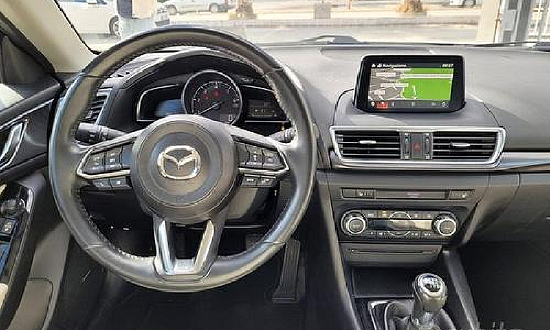 Mazda 3 1.5 Skyactiv...