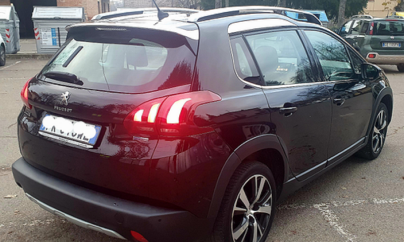 Peugeot 2008 110Cv 2...