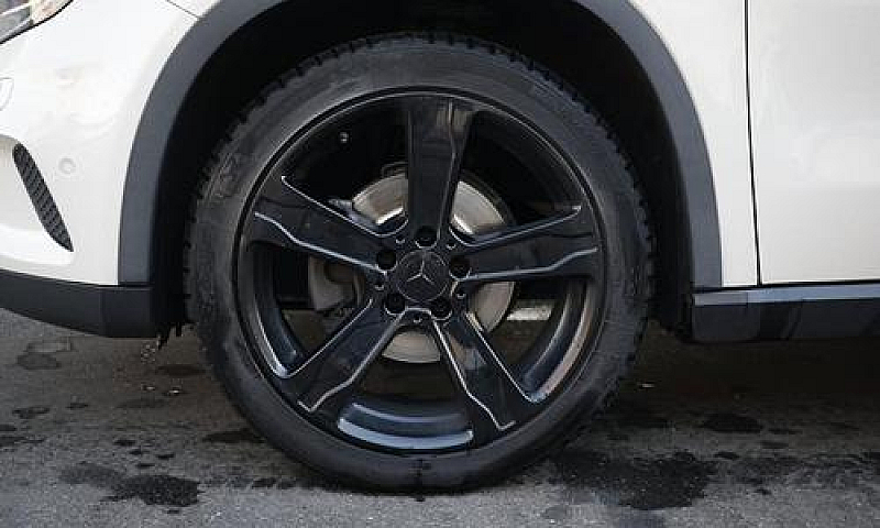 Mercedes-Benz Gla 22...