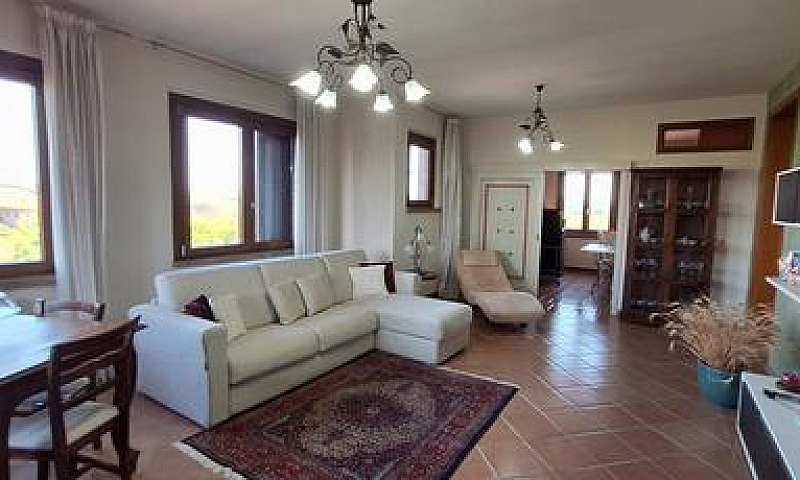 Villa A Castelnuovo ...