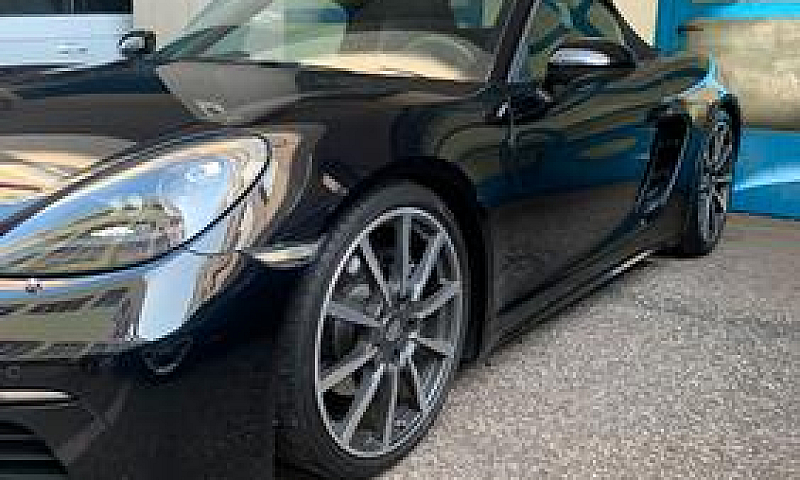 Porsche Boxster 718 ...