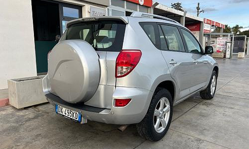 Toyota Rav4 Crossove...