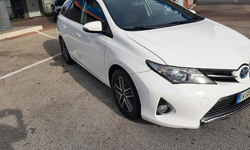 Toyota Auris 2ª Seri...