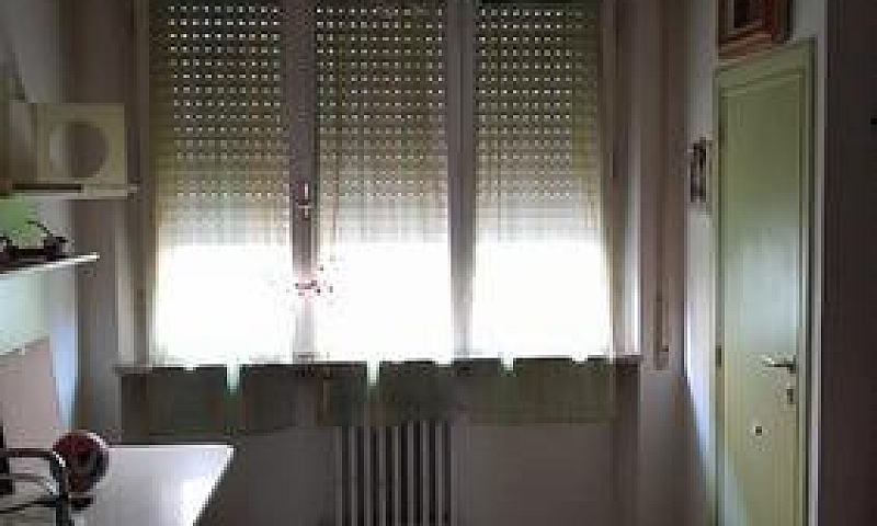Appartamento In Zona...