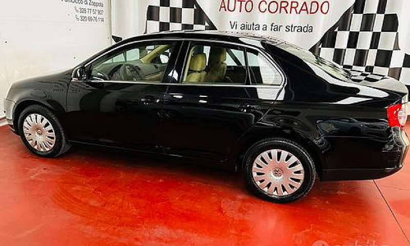Volkswagen Jetta 1.6...