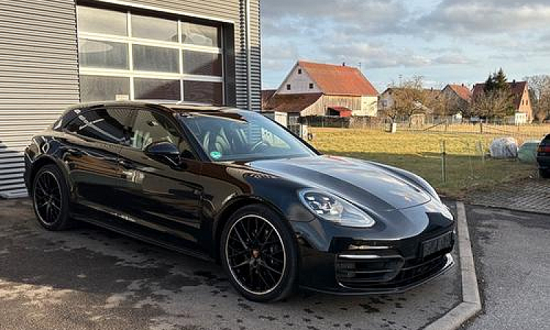 Porsche Panamera 2.9...