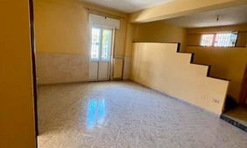 Trilocale - 82 M2 - ...