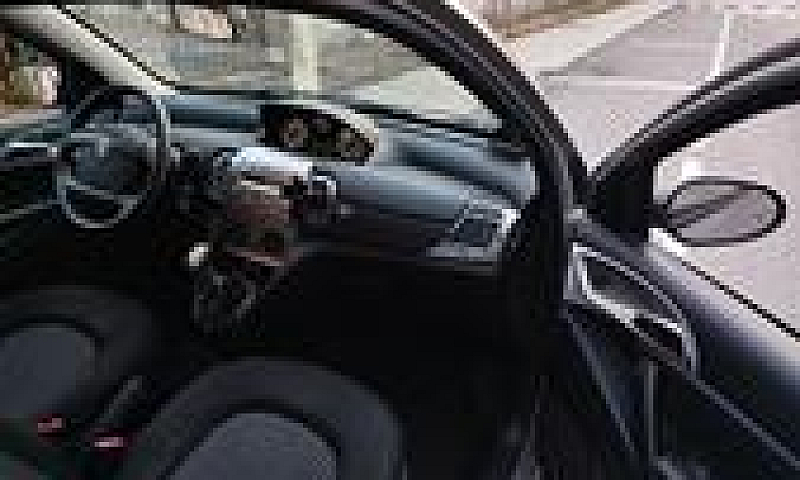Lancia Ypsilon ...
