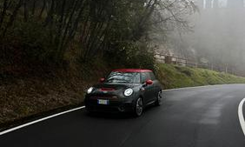 Mini John Cooper Wor...