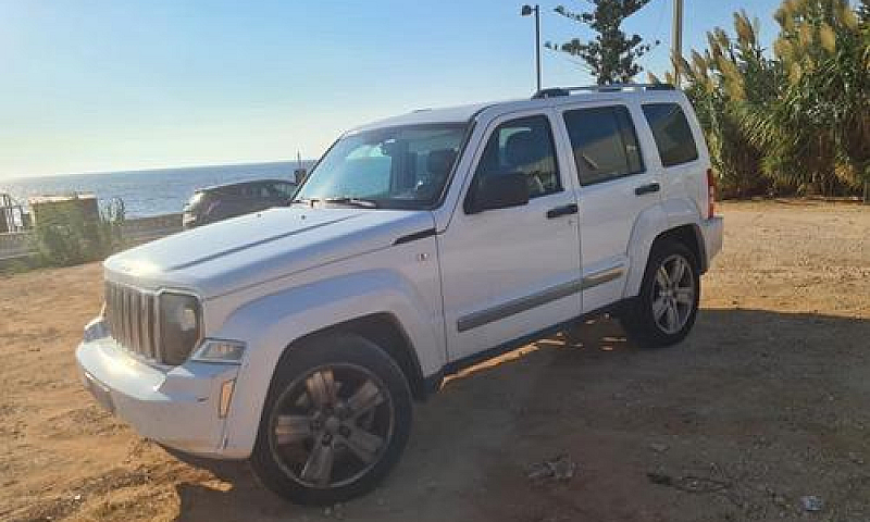 Jeep Cherokee 2.8 Cr...