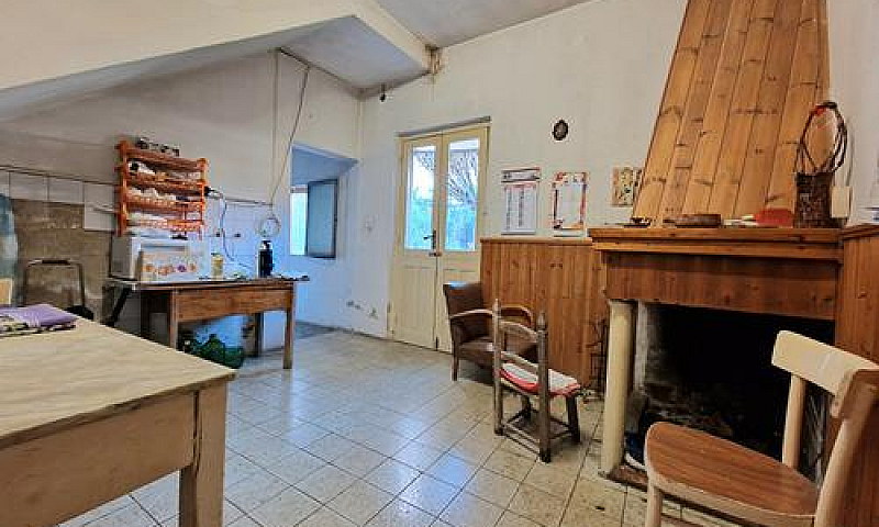 Casa Semindipendente...