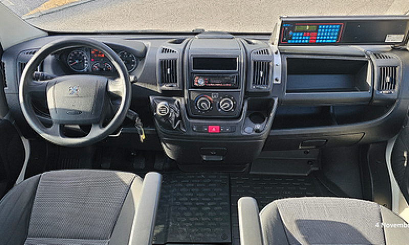Peugeot Boxer 2.2Hdi...