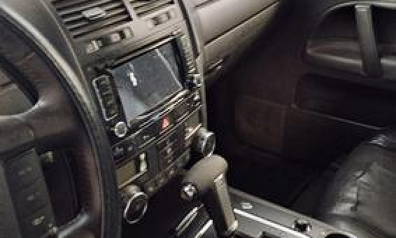 Volkswagen Touareg -...