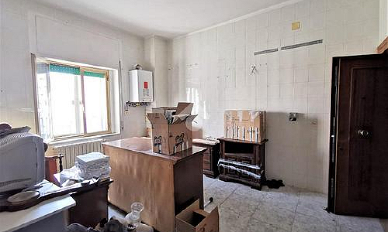 2 Locali A Foggia...