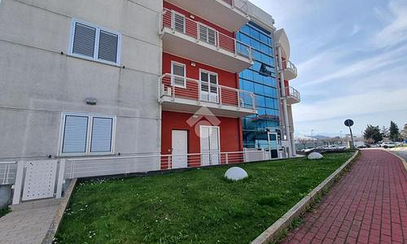 3 Locali A Castellal...