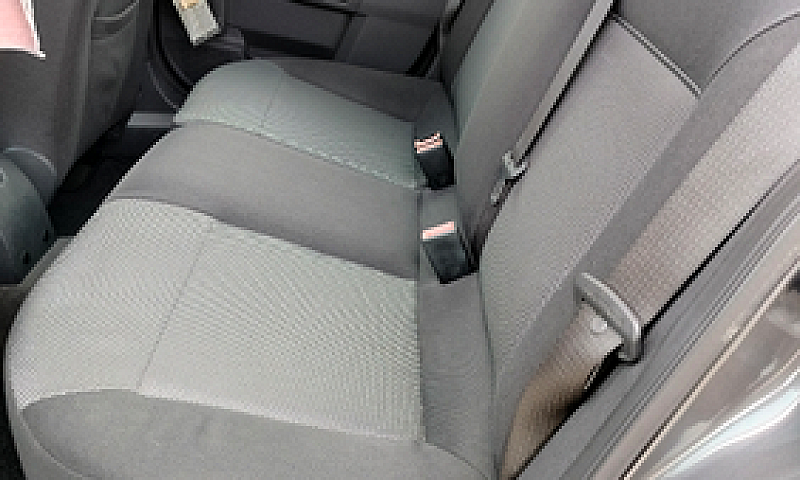 Opel Astra Anno 2009...