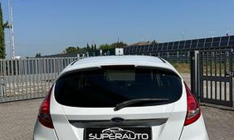 Ford Fiesta 1.4 5 Po...