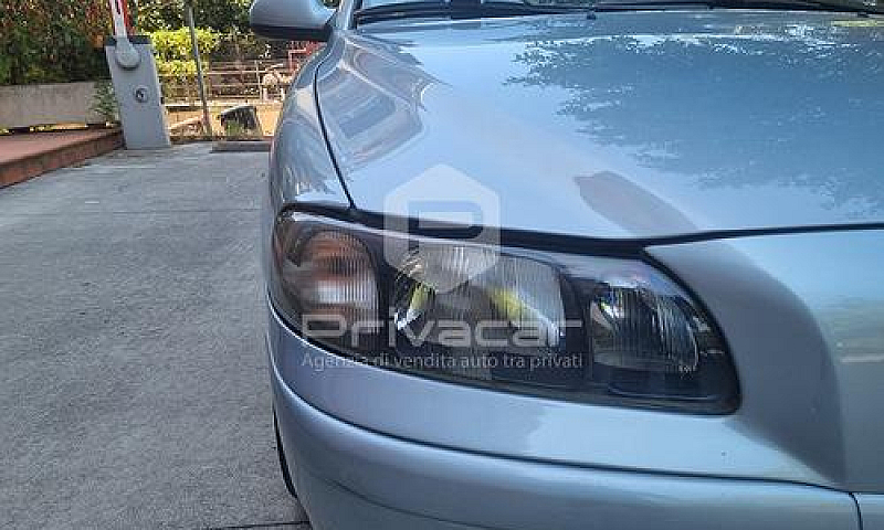 Volvo S60 2.4 D5 20V...