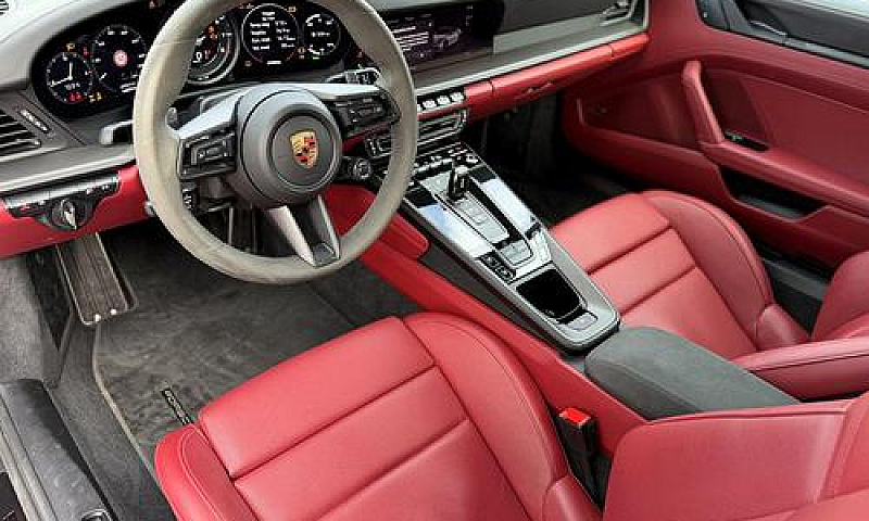 Porsche 911 Targa 4 ...