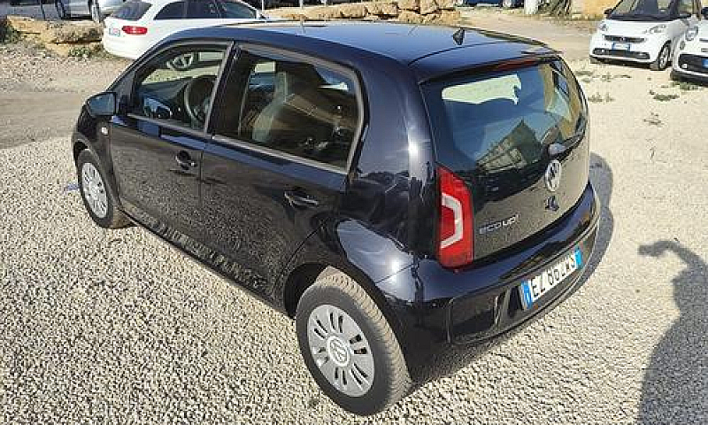 Volkswagen Up! 1.0 5...