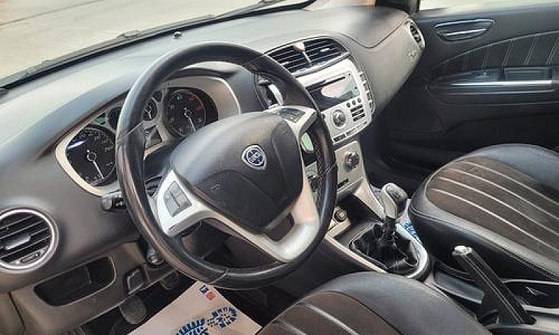 Lancia Delta 1.6 Mjt...