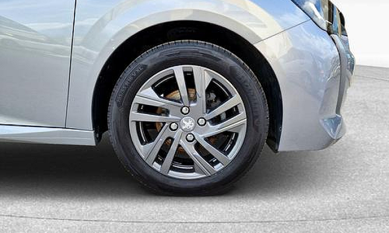 Peugeot 208 1.2 Pure...