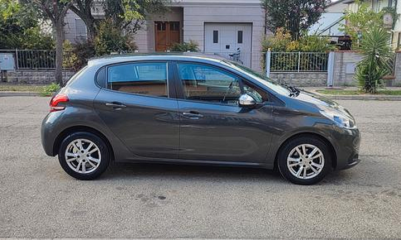 Peugeot 208 Bluehdi ...