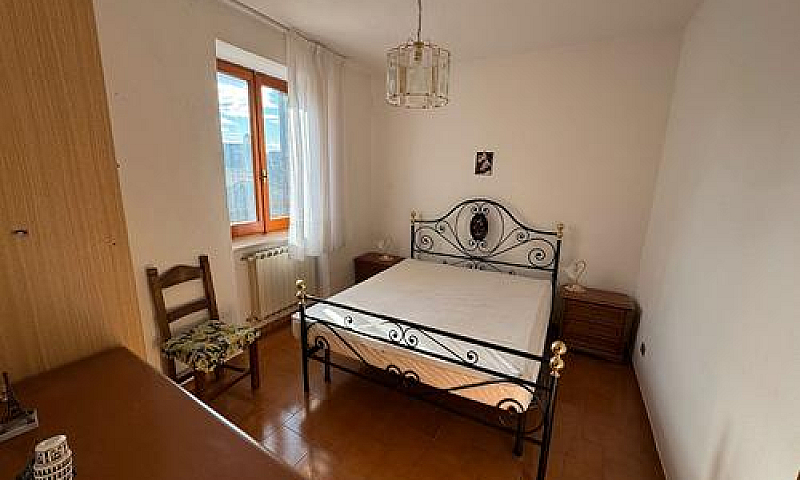 Casa Di Paese Nel Pa...