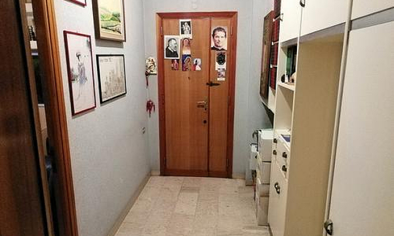 Via Tommaseo - Lumin...