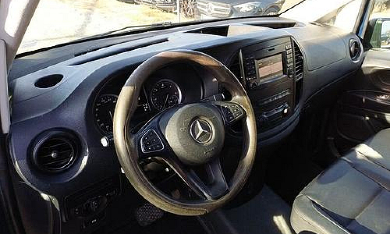Mercedes-Benz Vito 2...