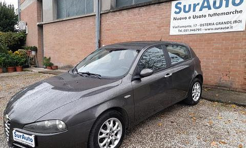 Alfa Romeo 147 1.6 1...