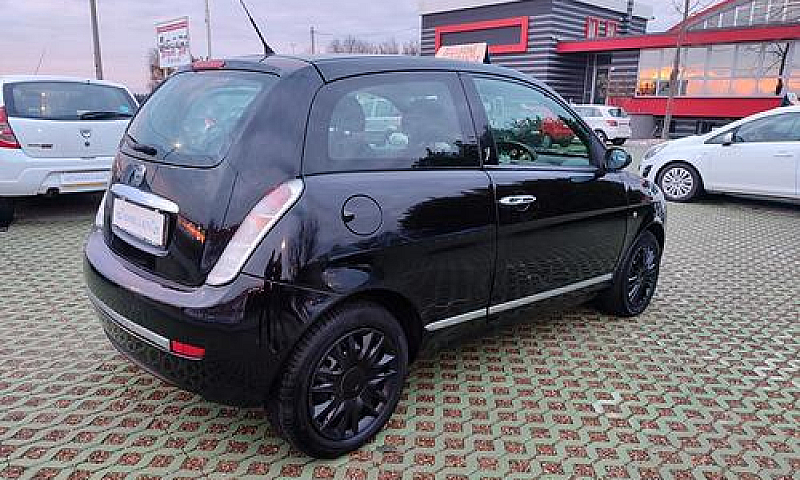 Lancia Ypsilon 1.2 B...