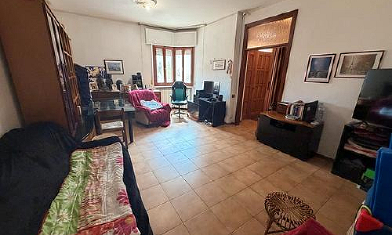 No Condominio Con Co...
