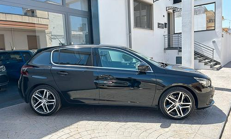Peugeot 308 Berlina ...