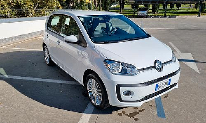 Volkswagen Up! 1.0 5...