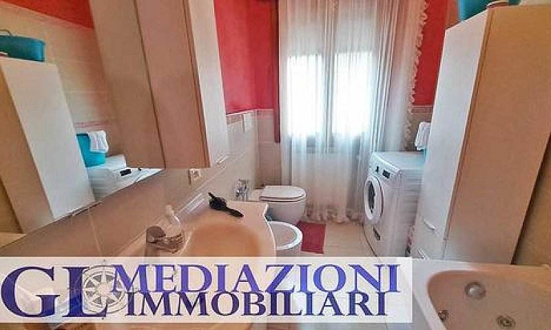 Appartamento Con Due...