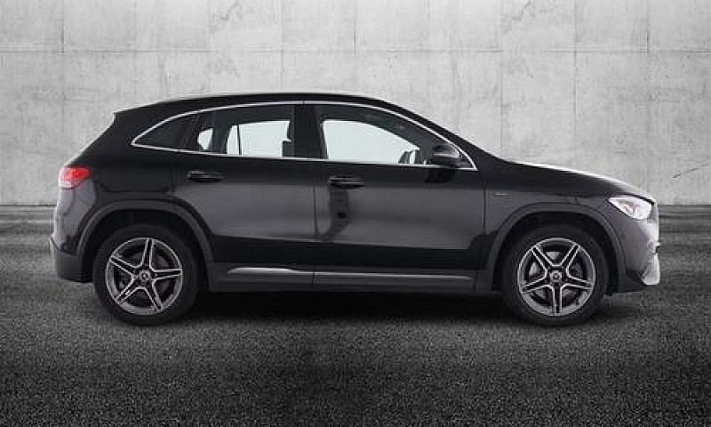 Mercedes-Benz Gla 25...